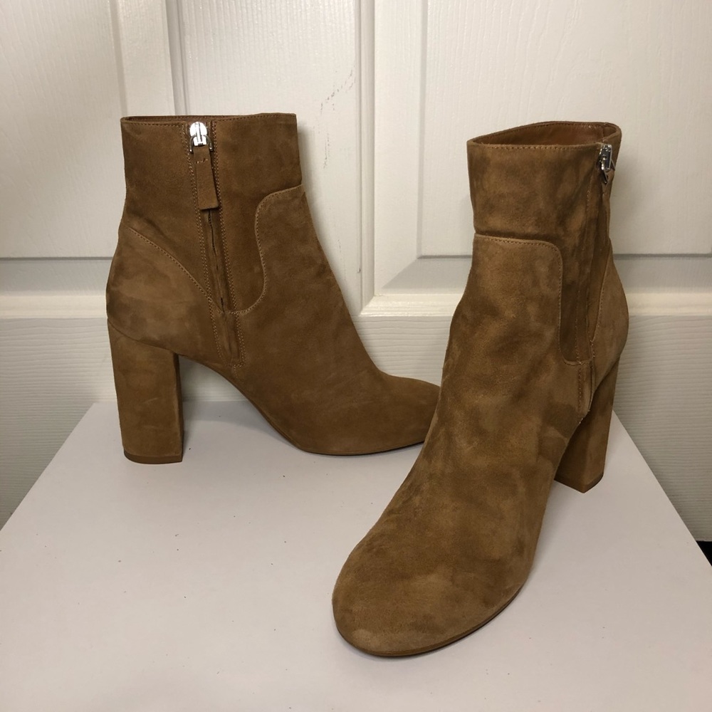 Massimo Dutti Suede Tan Booties
